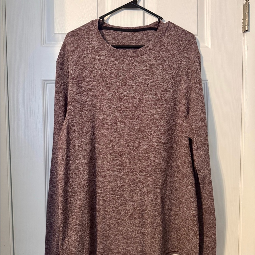 Men’s lululemon heathered maroon long sleeve